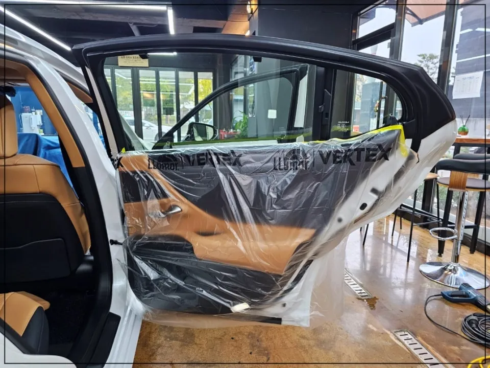 Lexus ESのPPF施工事例|費用目安と仕上がり 施工写真 1-3