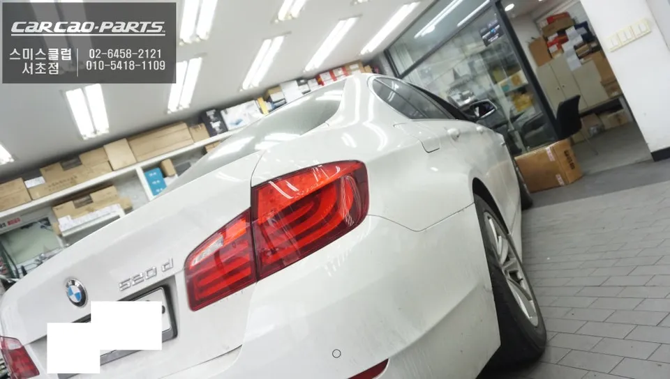 BMW 520D F10 oem options - BMW 520D F10 Blind Spot Assist & Power Trunk Review photo 7
