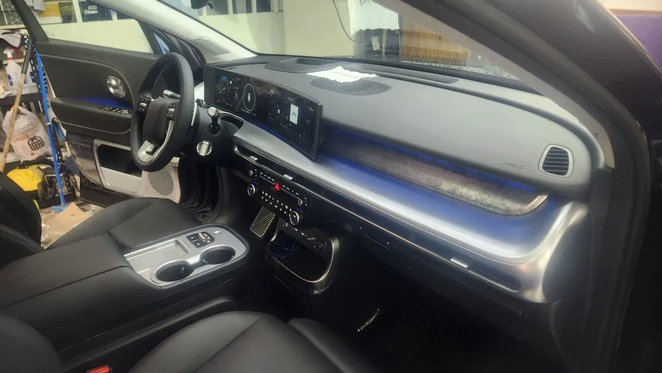 Hyundai IONIQ 9のカーフィルム施工事例｜断熱・プライバシー保護 施工写真 1-1