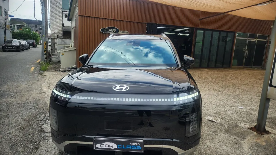 Hyundai IONIQ 9のカーフィルム施工事例｜断熱・プライバシー保護 施工写真 4-1