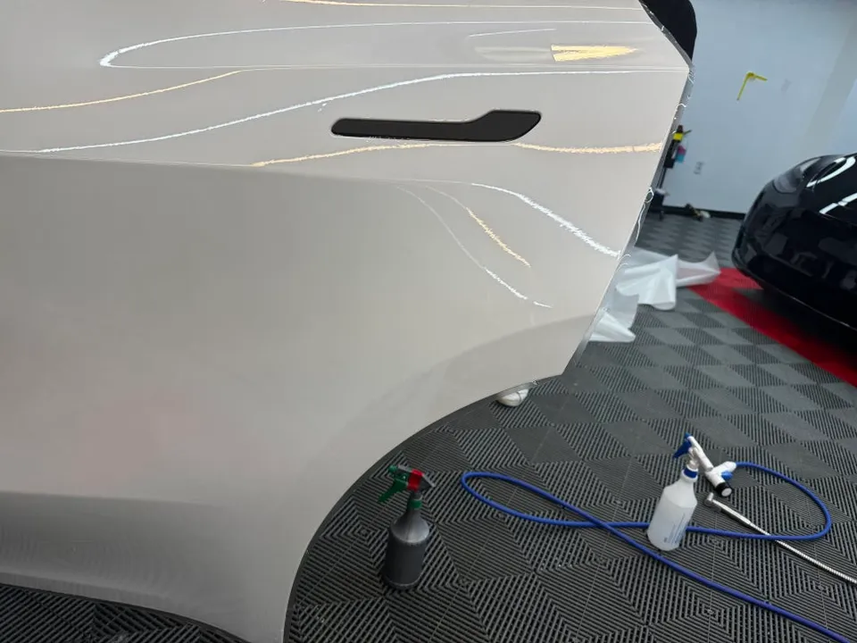 Tesla Model Y PPF施工事例｜費用目安・仕上がり 施工写真 2-2