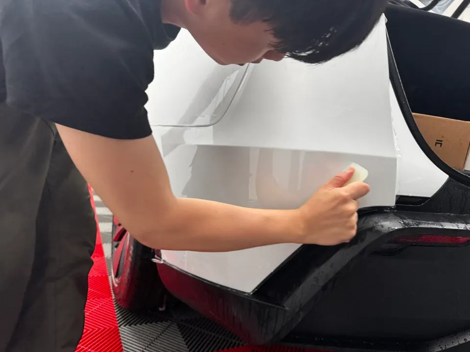 Tesla Model Y PPF施工事例｜費用目安・仕上がり 施工写真 3-2