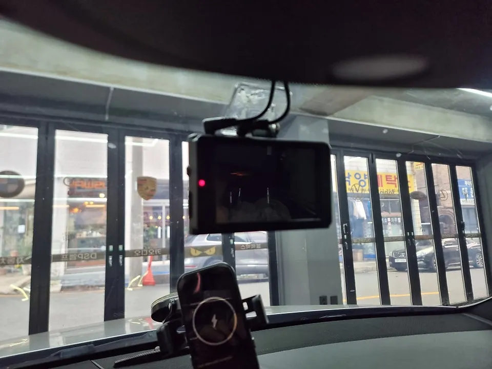 Mercedes-Benz E-Class W212 android head unit - Mercedes-Benz E-Class W212 Android Head Unit Review photo 3