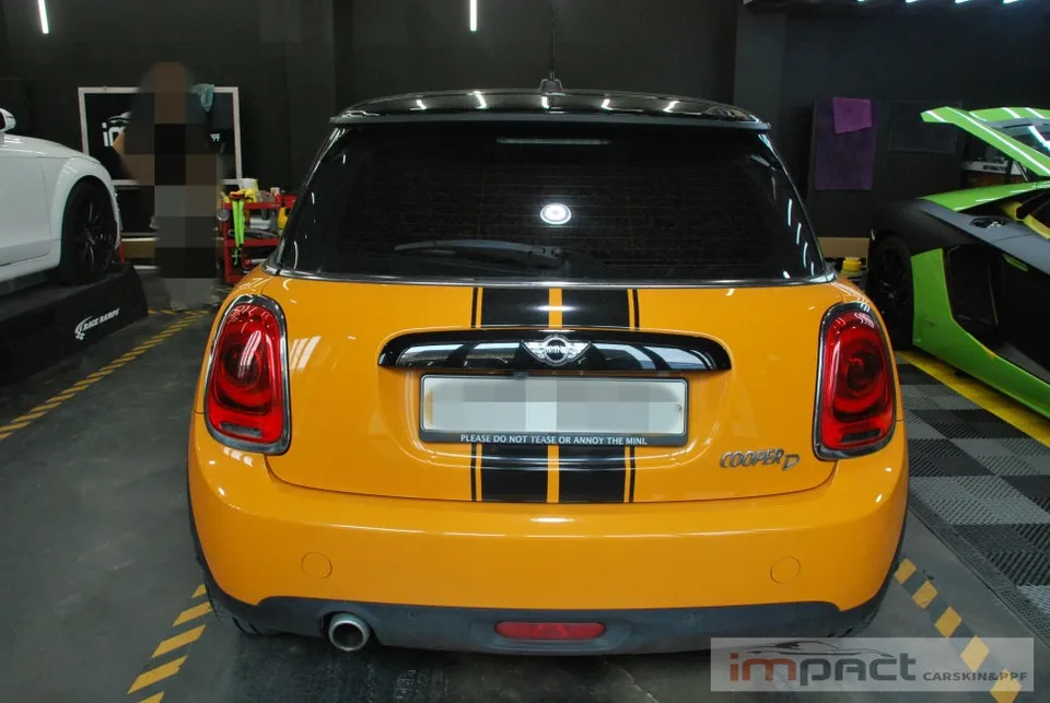 MINI MINI Cooperのカーラッピング事例|費用目安・仕上がり 施工写真 3-1