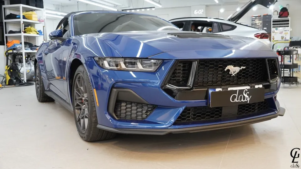 Ford Mustang 7th Gen vinyl wrap - Ford Mustang 7th Gen Vinyl Wrap Review: Color Change Cost photo 2