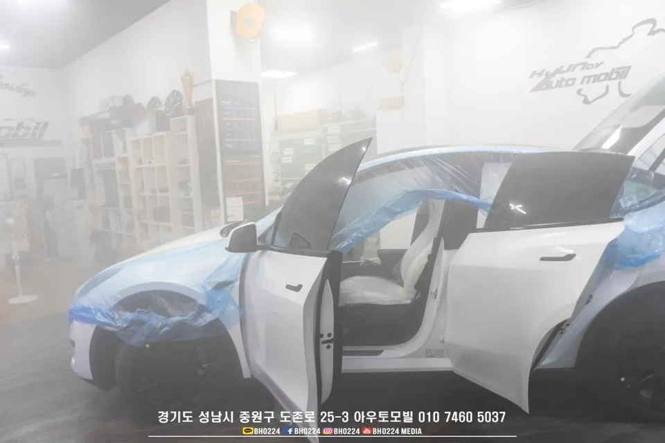 Tesla Model Yのカーフィルム施工事例｜費用目安・仕上がり 施工写真 2-1