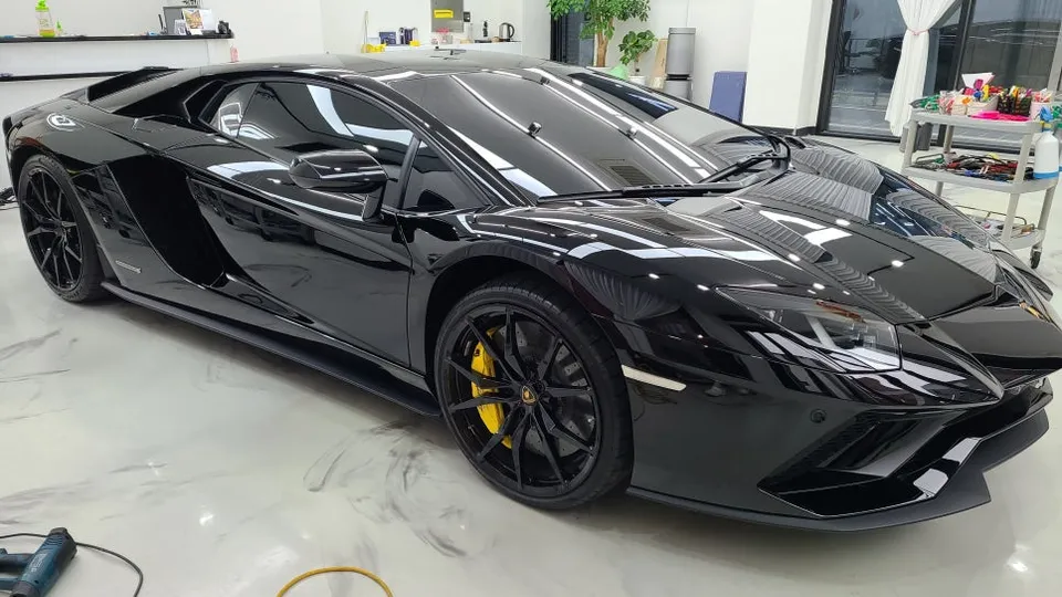 Lamborghini Aventador PPF施工事例|無光化カスタム 施工写真 2-1