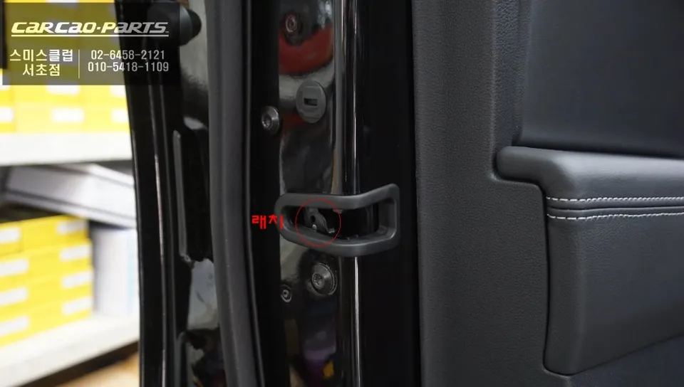 Volkswagen Touareg oem options - Volkswagen Touareg Ghost Door Review — Enhanced Convenience photo 5