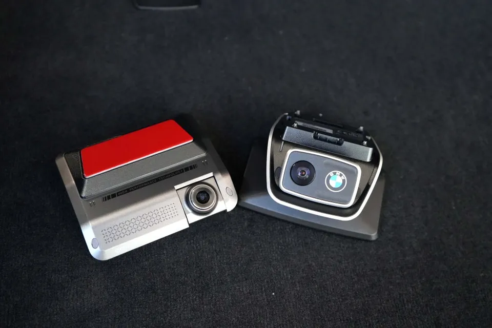 BMW X7 Dash Cam Installation Review photo 2