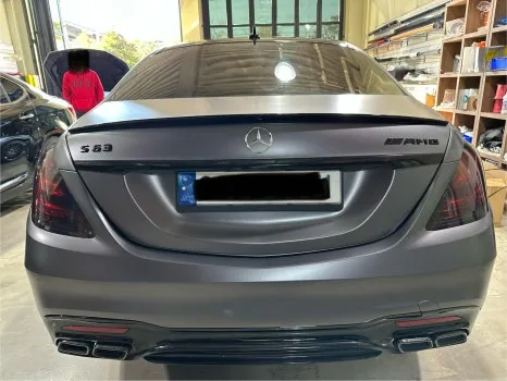 Mercedes-Benz S-Classのカーラッピング事例|費用目安・仕上がり 施工写真 3-1