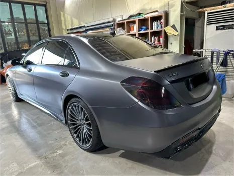 Mercedes-Benz S-Classのカーラッピング事例|費用目安・仕上がり 施工写真 3-2