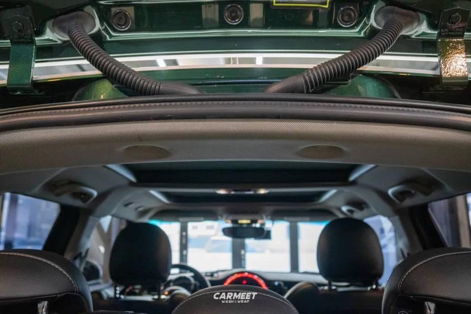 MINI MINI Cooperのカーラッピング事例｜費用目安・仕上がり 施工写真 3-1