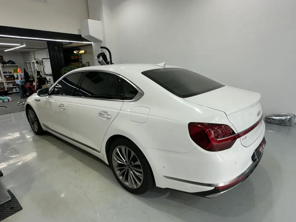 Kia K900 window tinting - Kia K900 Window Tinting Review: Heat Rejection Film photo 5