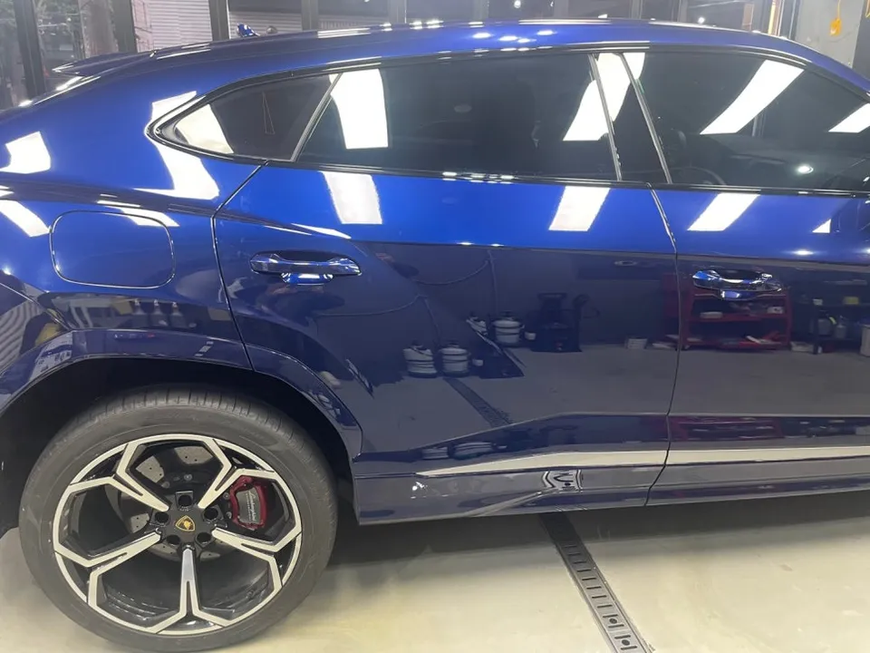 Lamborghini Urus PPF施工事例|費用目安・仕上がり 施工写真 1-2