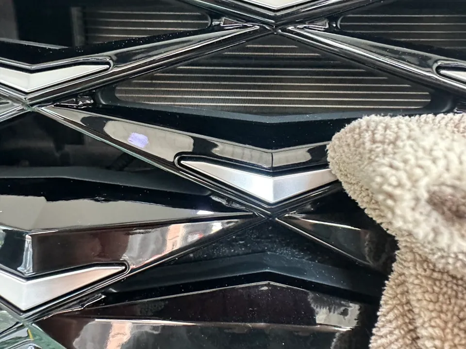 Kia K8 Vinyl Wrap Review: Cost & Before/After Results photo 3