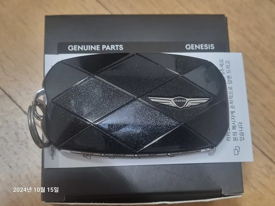 Genesis G70 oem options - Genesis G70 Factory Option Retrofit Review photo 4