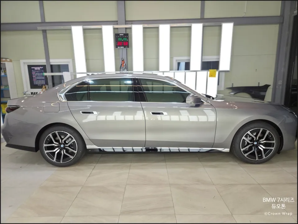 BMW 7 SeriesのPPF施工事例｜デュオトンスタイル 施工写真 2-2