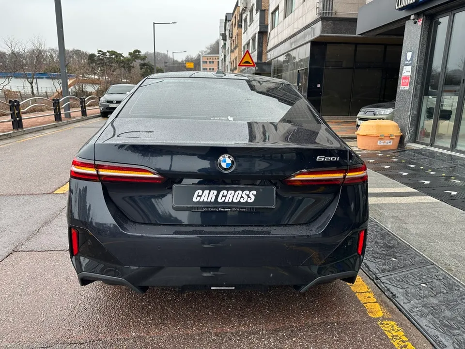 BMW 5 Series G60 PPF施工事例|費用目安・仕上がり 施工写真 3-1