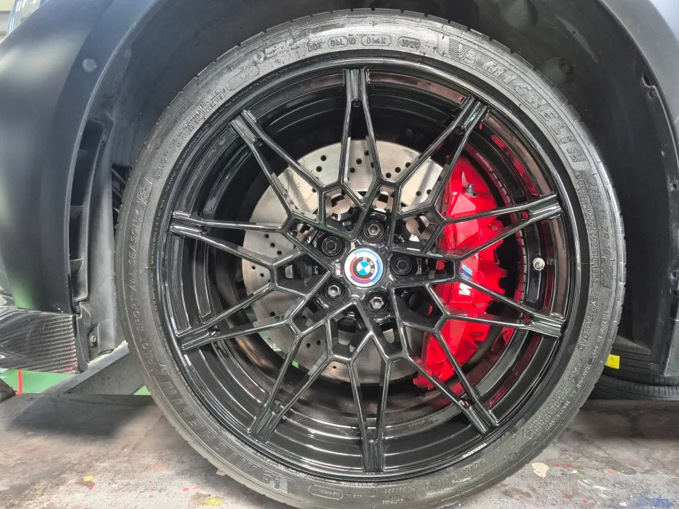 BMW M4 - BMW M4 Tire Replacement: Michelin PS4AS Review photo 5