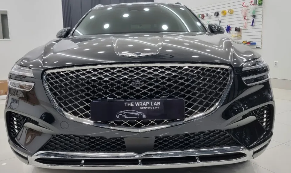 Genesis GV70 Chrome Delete Review — Enhanced Aesthetics photo 2
