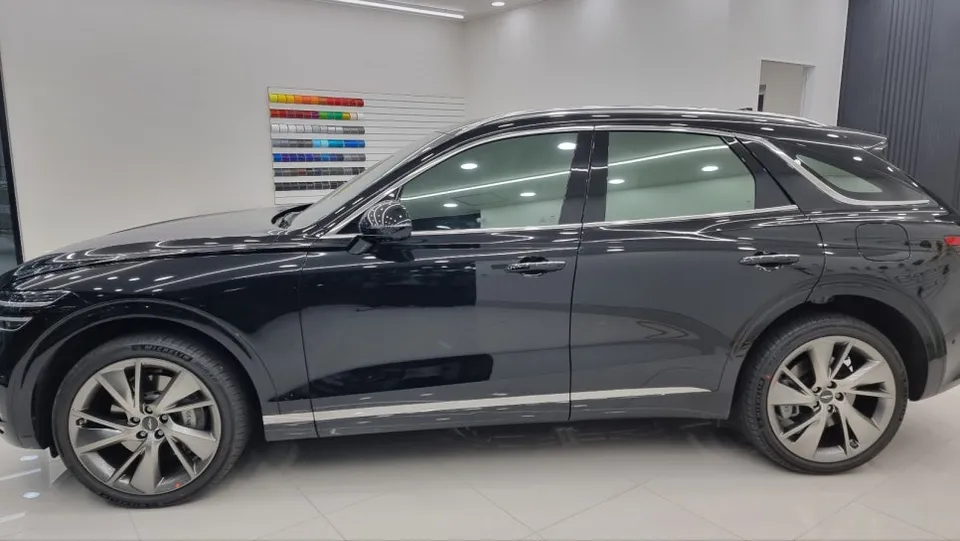 Genesis GV70 chrome delete - Genesis GV70 Chrome Delete Review — Enhanced Aesthetics photo 4