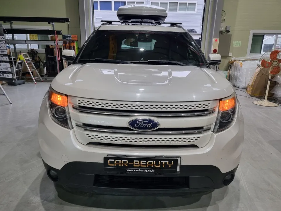 Ford Explorer ambient lighting - Ford Explorer Ambient Lighting Review — Cost & Results photo 3