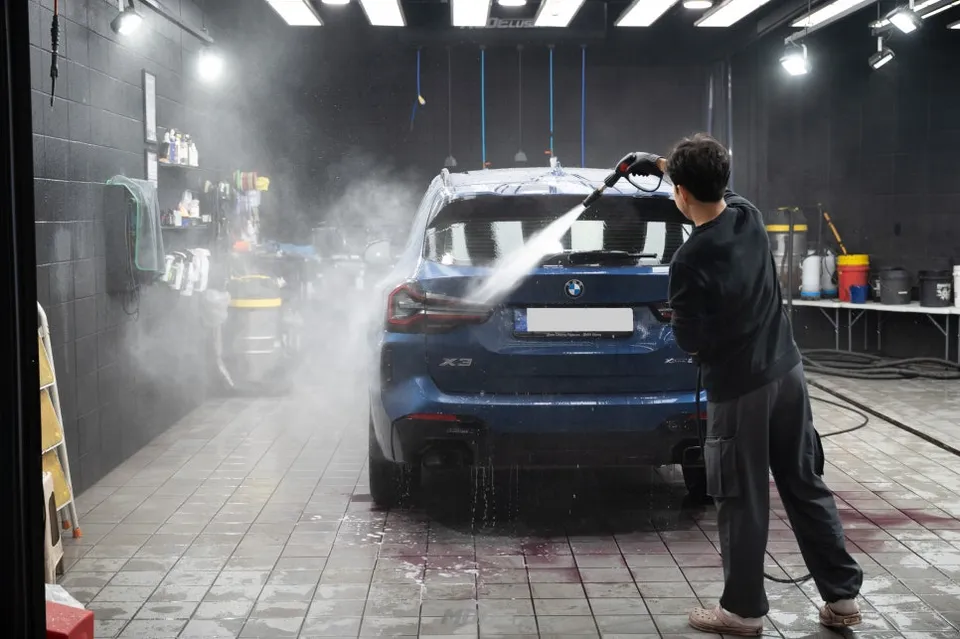 BMW X3のガラスコーティング事例|費用目安・仕上がり 施工写真 2-2