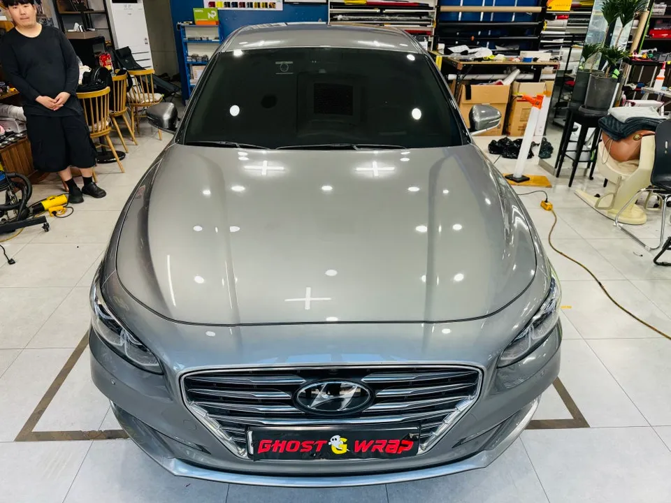 Hyundai Grandeur IGのカーラッピング事例｜費用目安・仕上がり 施工写真 2-2