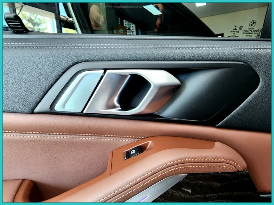 BMW X5 ambient lighting - BMW X5 Ambient Lighting Review - JL Custom photo 4