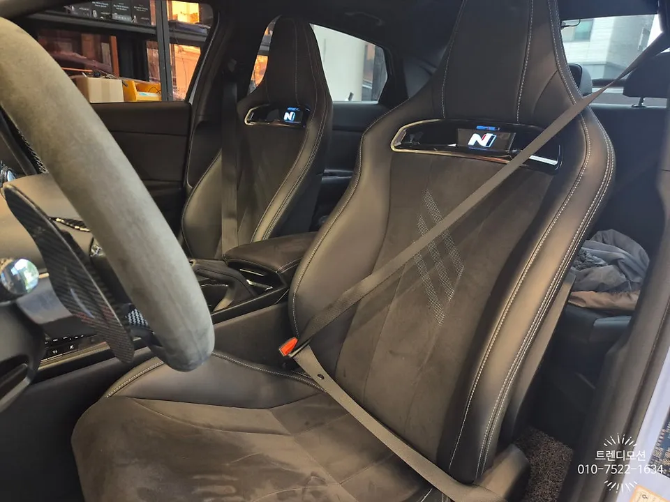 Hyundai Elantra N Interior Customization Review photo 2