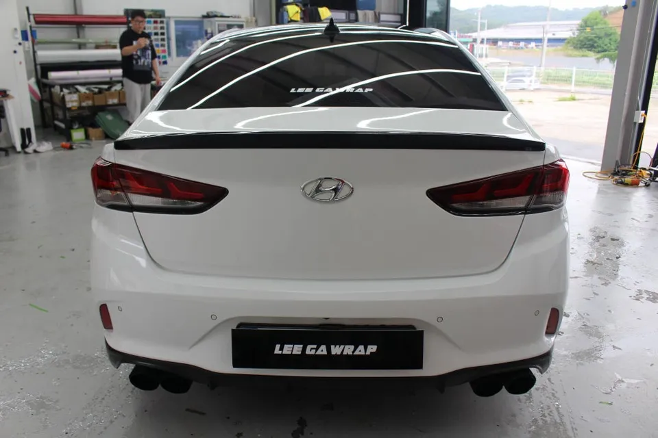 Hyundai Sonata New Riseのカーラッピング事例｜費用目安・仕上がり 施工写真 3-1