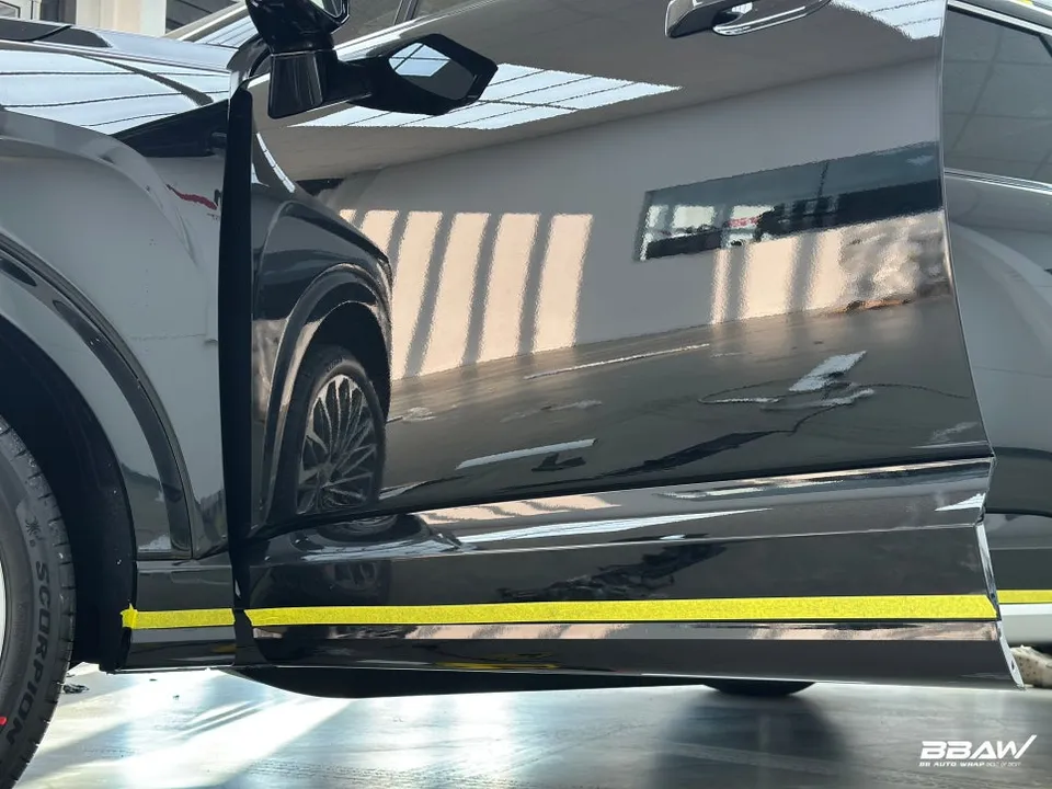 Hyundai Palisade vinyl wrap - Hyundai Palisade Vinyl Wrap Review: All-Black Chrome Delete photo 5