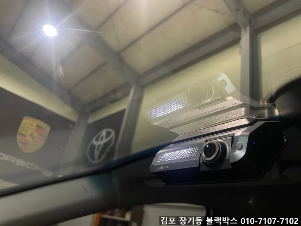 Hyundai Santa Fe TM dash cam - Hyundai Santa Fe TM Dash Cam Installation Review photo 4