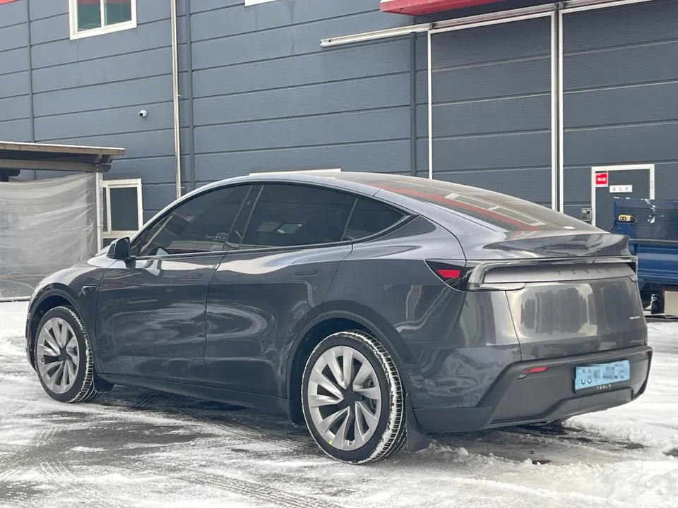 Tesla Model Y Juniper wheel repair - Tesla Model Y Juniper Wheel Repair & Painting Review photo 4