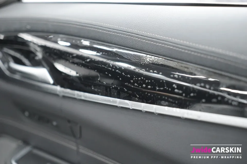 BMW 6GT ppf - BMW 6GT PPF Review: Premium Interior Protection photo 4