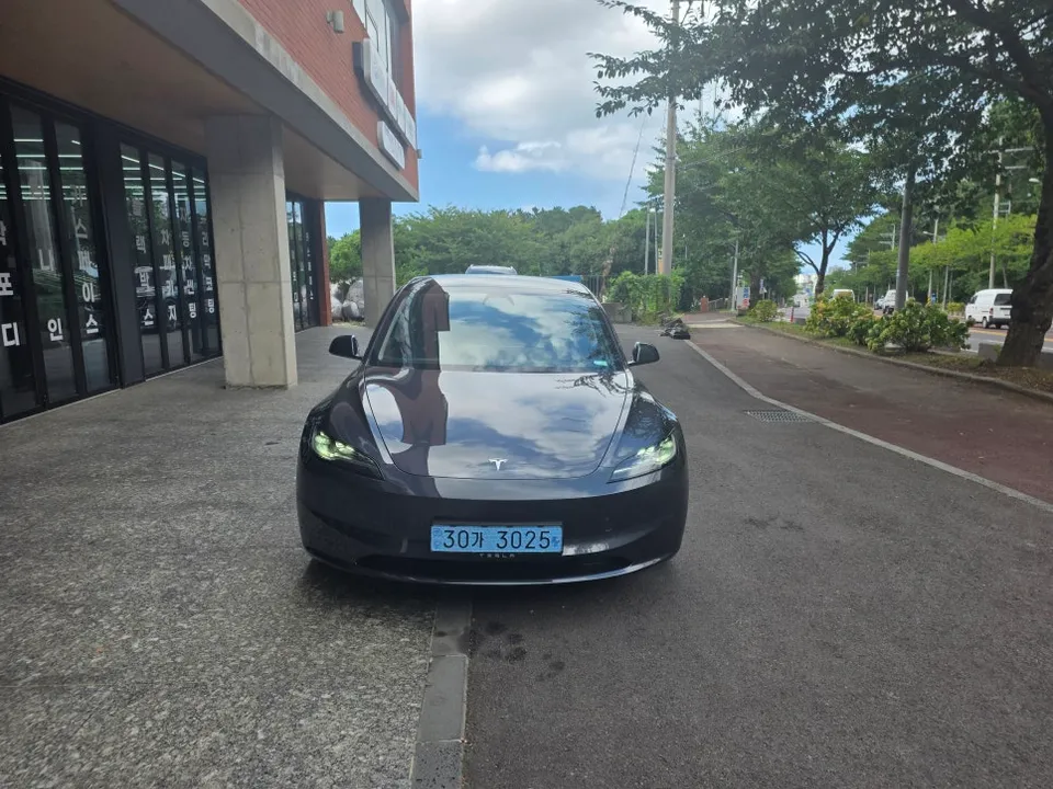 Tesla Model 3 PPF施工事例|費用目安と仕上がり 施工写真 2-2