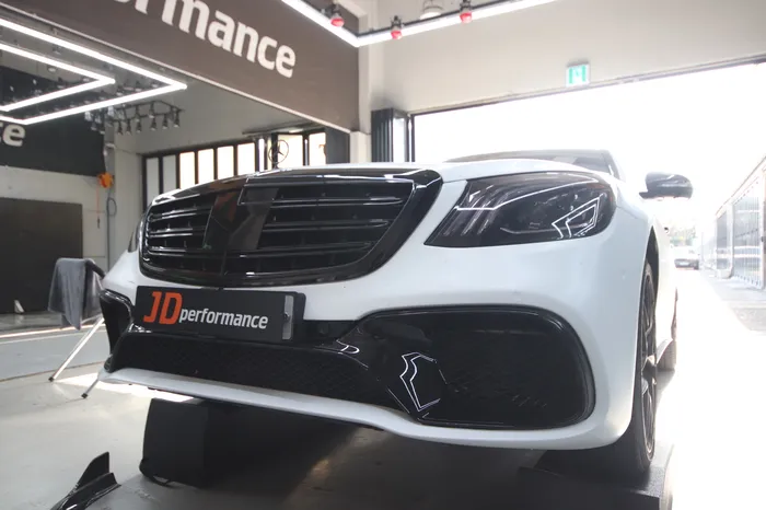 Mercedes-Benz S-Class W222 body kit review