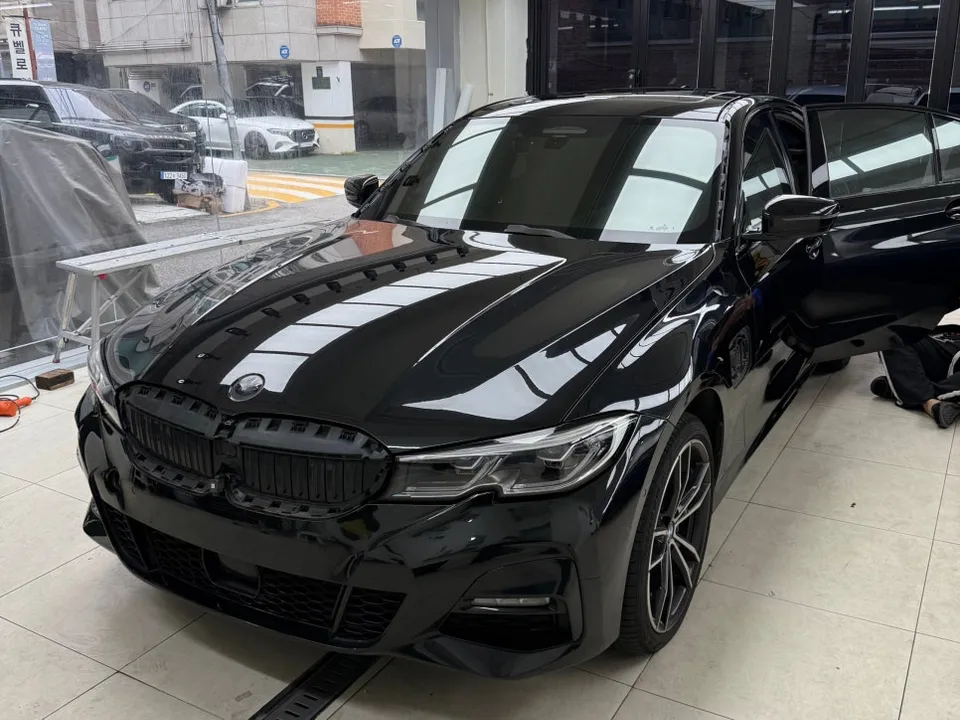 BMW 3 Series G20 カーラッピング事例|マットダークグレー 施工写真 3-2