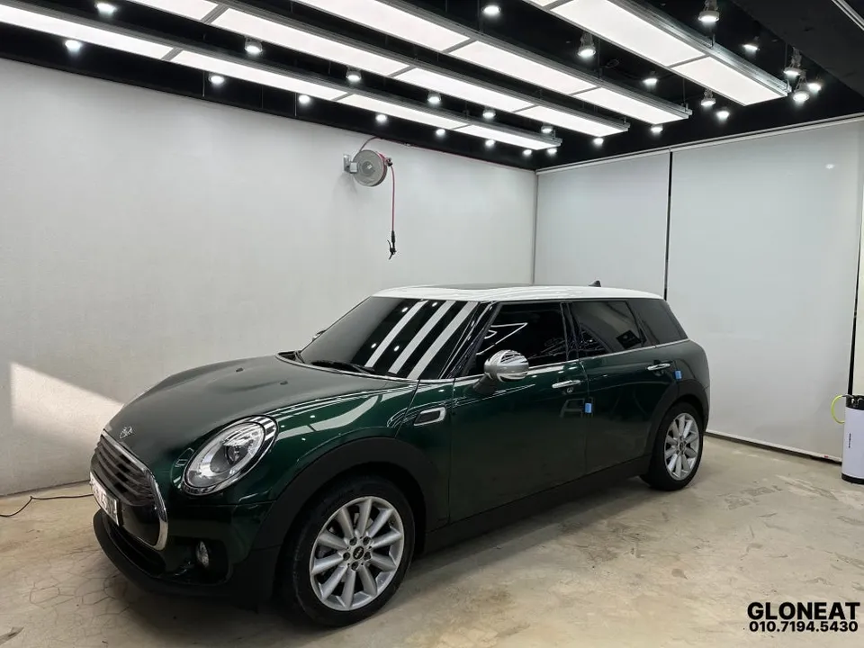MINI Clubman dash cam installation result