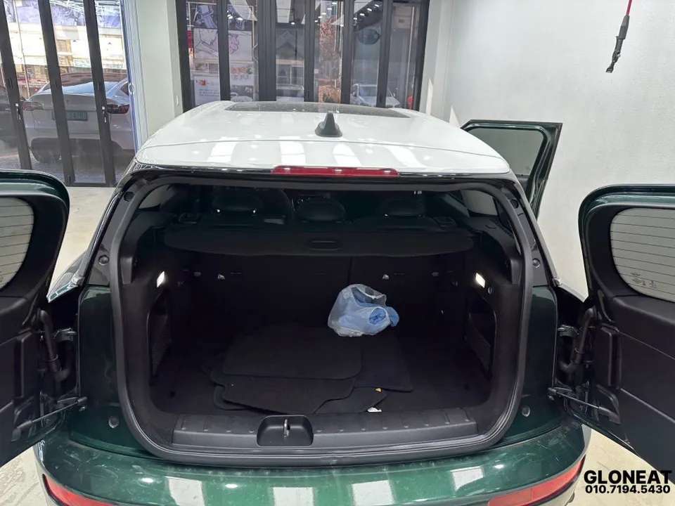MINI Clubmanのドライブレコーダー取付事例 施工写真 1-2