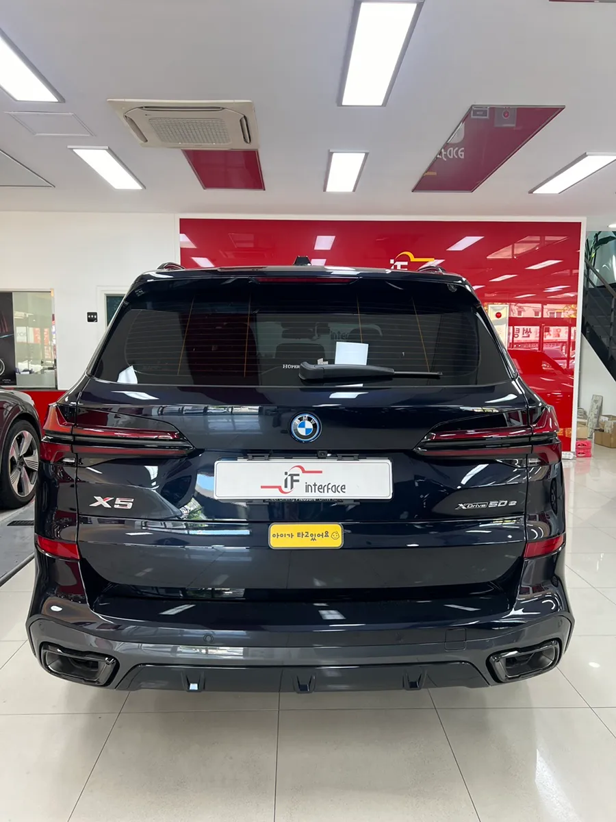 BMW X5 body kit - BMW X5 Fixed Side Steps Review — Enhanced Safety photo 3