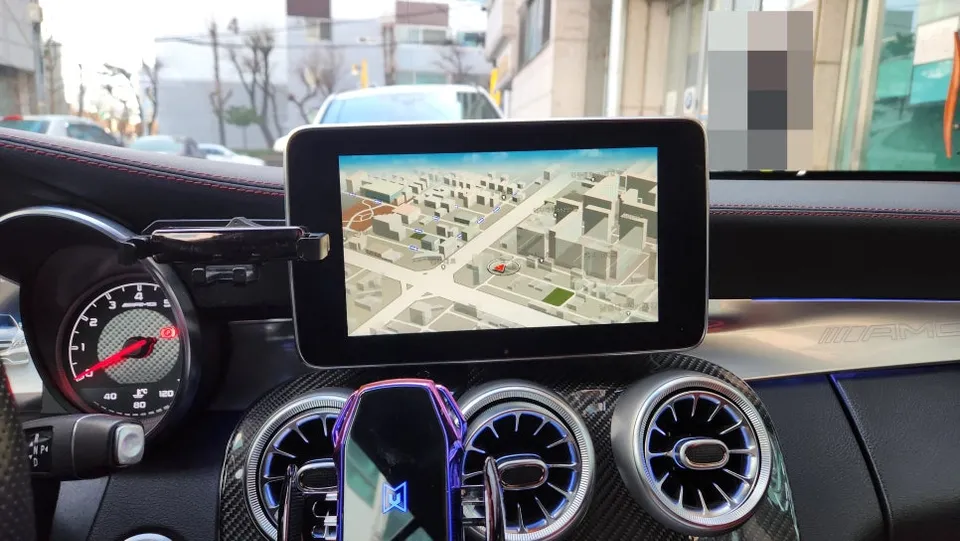 Mercedes-Benz C-Class W205 android head unit - Mercedes-Benz C-Class W205 Android Head Unit Review photo 3
