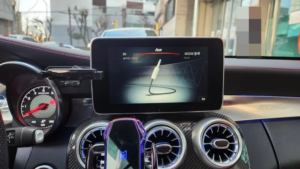 Mercedes-Benz C-Class W205 android head unit - Mercedes-Benz C-Class W205 Android Head Unit Review photo 4