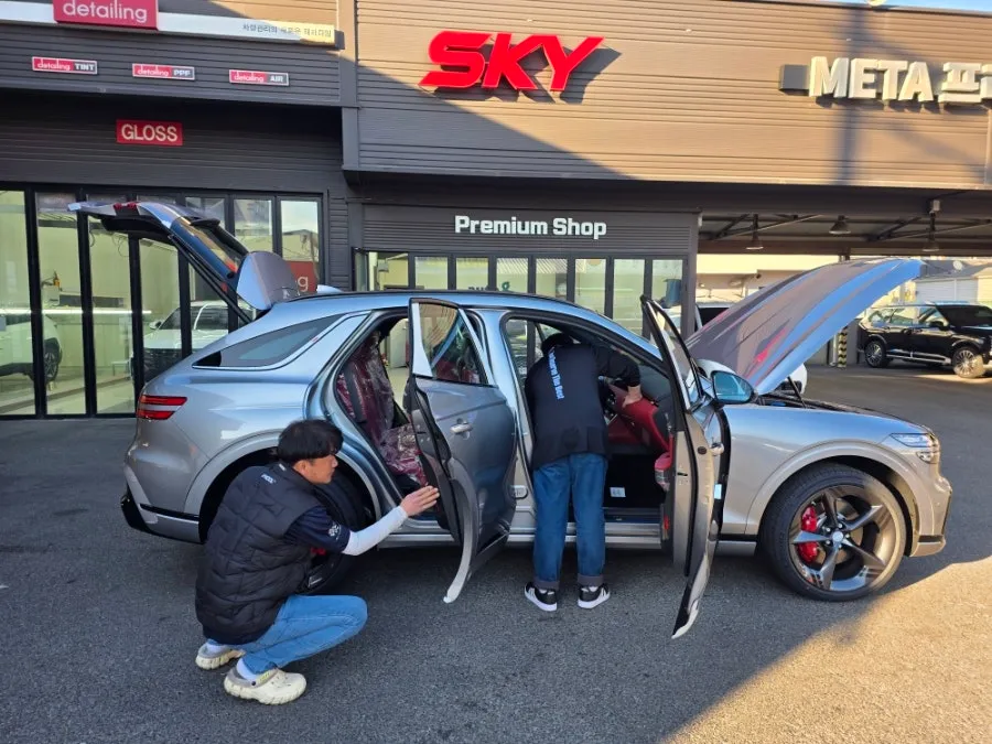 Genesis GV70 new car package - Genesis GV70 New Car Package Review — Cost & Results photo 3