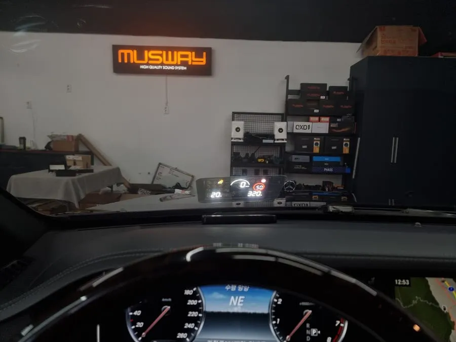 Mercedes-Benz S-Class W222 android head unit - Mercedes-Benz S-Class W222 Android Head Unit Review photo 5