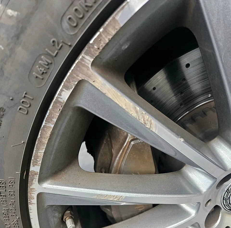 Mercedes-Benz S-Class W222 wheel repair - Mercedes-Benz S450 Wheel Repair & Painting Review photo 5
