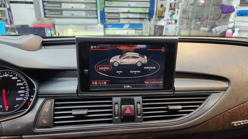 Audi A7 カーラッピング事例｜費用目安と仕上がり 施工写真 2-2