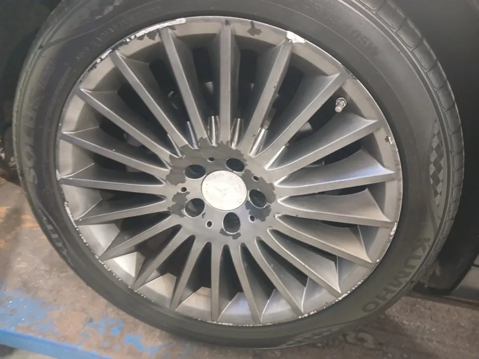 Mercedes-Benz S-Class wheel repair - Mercedes-Benz S-Class Wheel Refinishing Review — Original Luster Restored photo 6