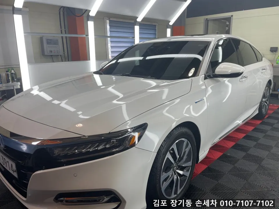 Honda Accordのガラスコーティング事例｜費用目安・仕上がり 施工写真 2-2