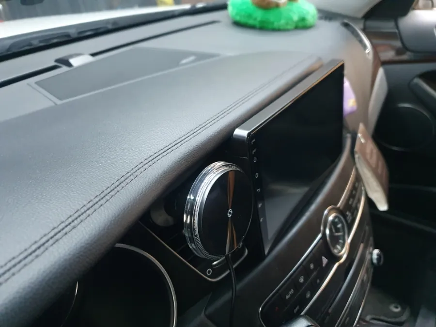 Kia K7 YGのAndroid Auto・CarPlay取付事例 施工写真 3-1